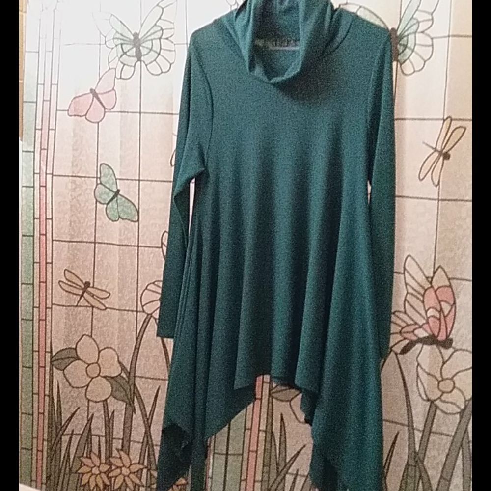 Cowl neck tunic